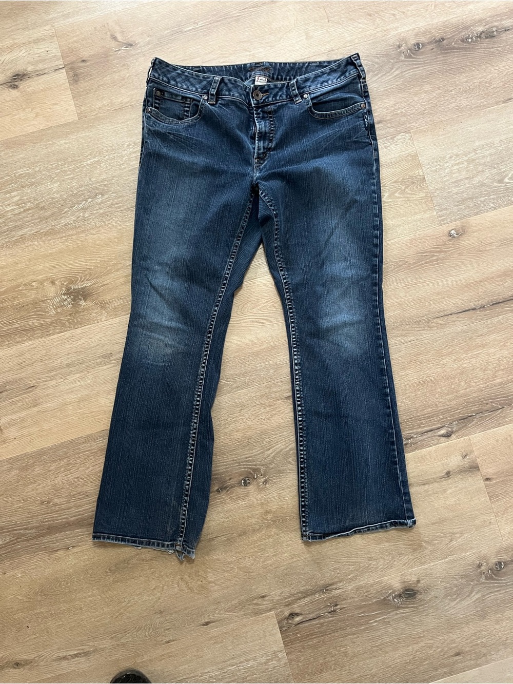 Silver Jeans Women’s Boot Cut Dark Blue Denim Jeans